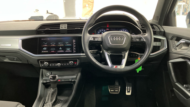 Audi Q3 35 TFSI S Line 5dr S Tronic [Comfort+Sound Pack] Petrol Estate